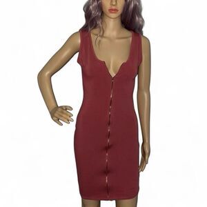 Minette Rose Burgundy Colored Zipper Sleeveless Bodycon Mini Dress Size Medium